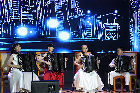 Yang Di, Xun Lanxin, He Ye and Huang Ziming